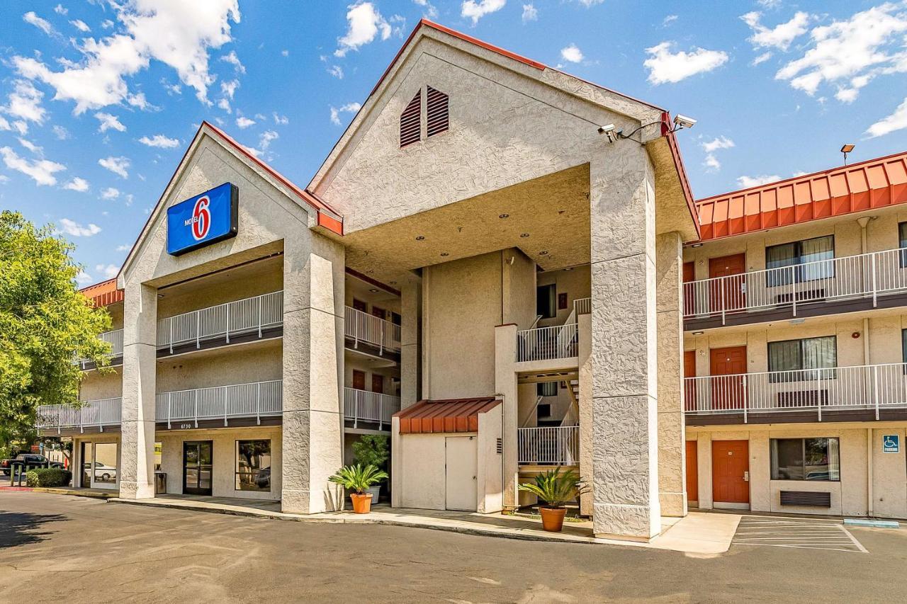 Studio 6-Fresno, Ca - Extended Stay Pinedale Екстериор снимка