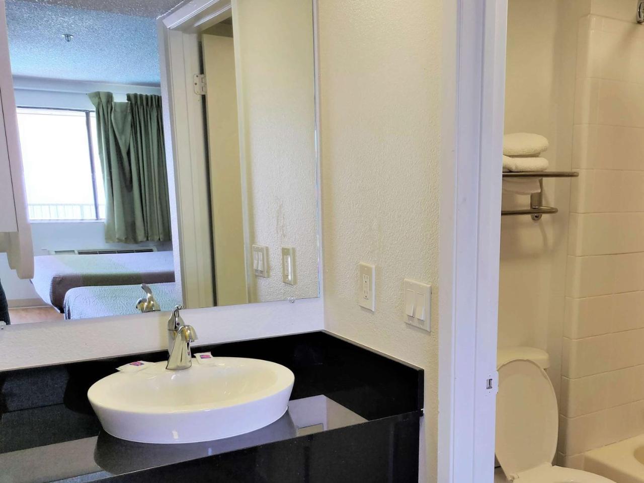 Studio 6-Fresno, Ca - Extended Stay Pinedale Екстериор снимка