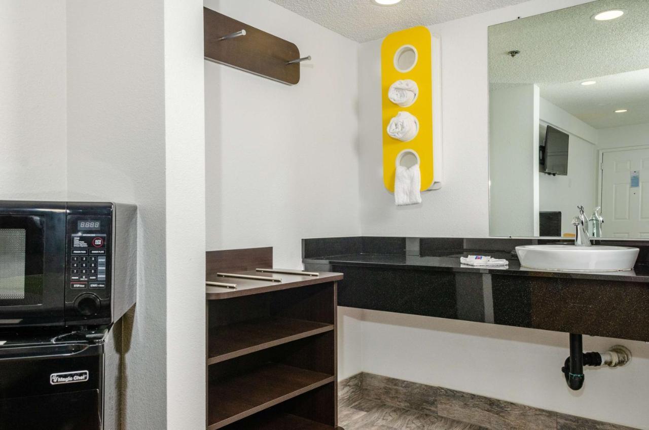 Studio 6-Fresno, Ca - Extended Stay Pinedale Екстериор снимка